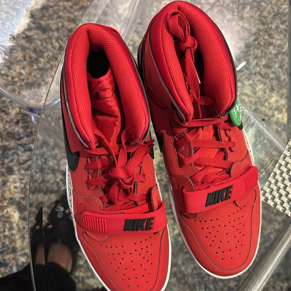 Nike - Picture 6 of 6